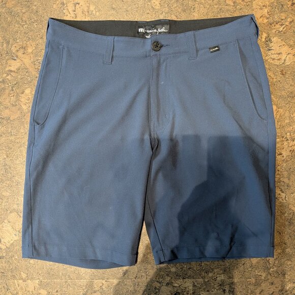 Travis Mathew Shorts - Picture 1 of 3